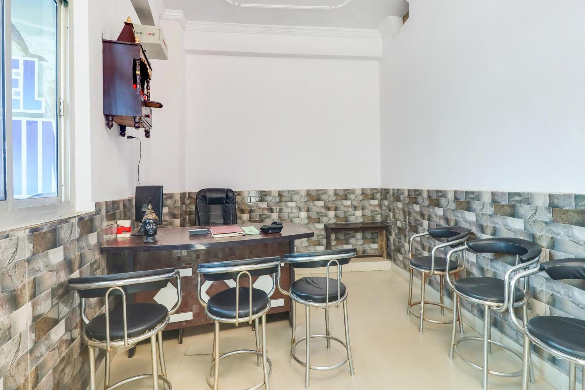 Hotel Super Collection O Dolphin Lucknow Zewnętrze zdjęcie