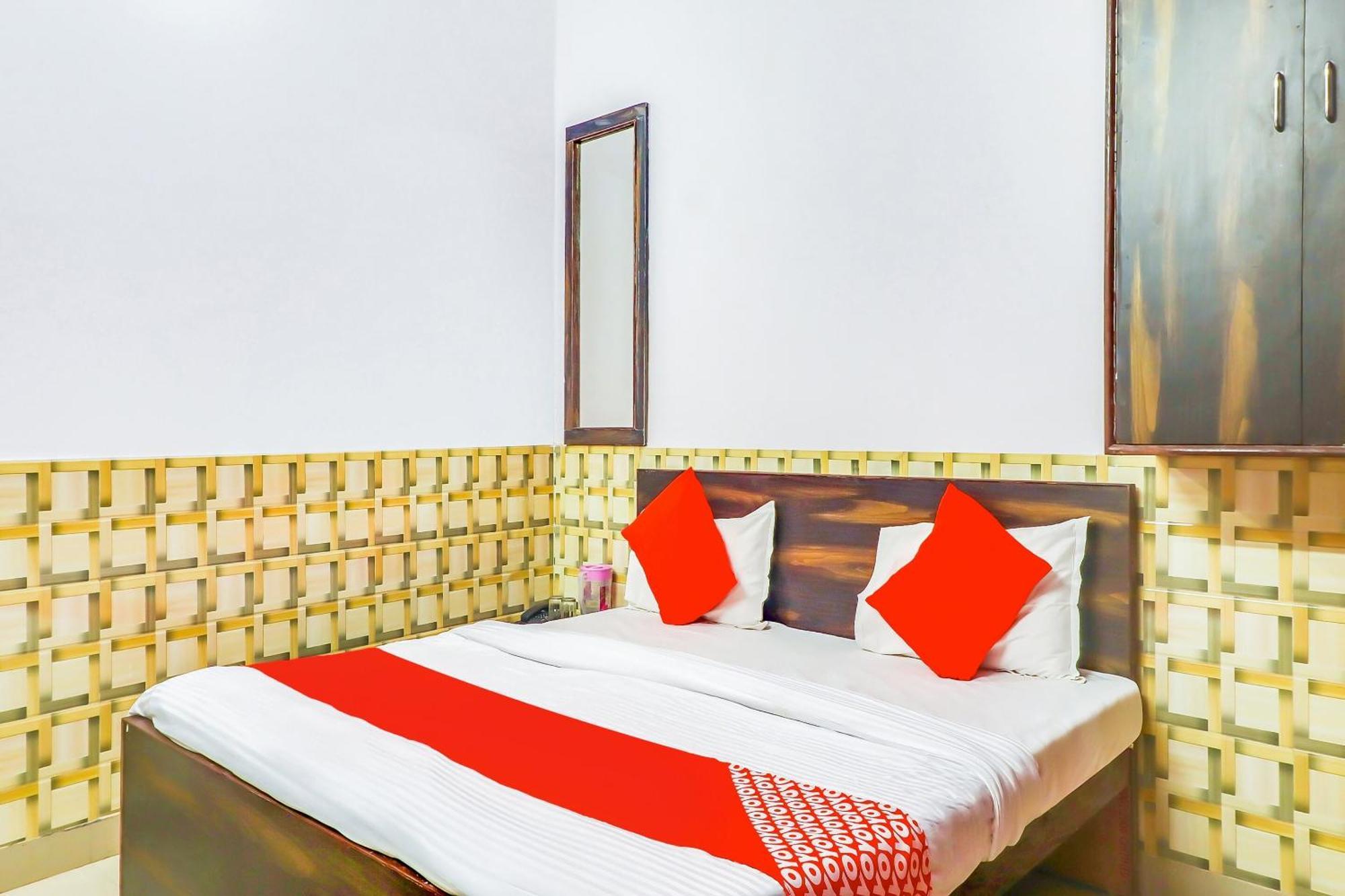 Hotel Super Collection O Dolphin Lucknow Zewnętrze zdjęcie