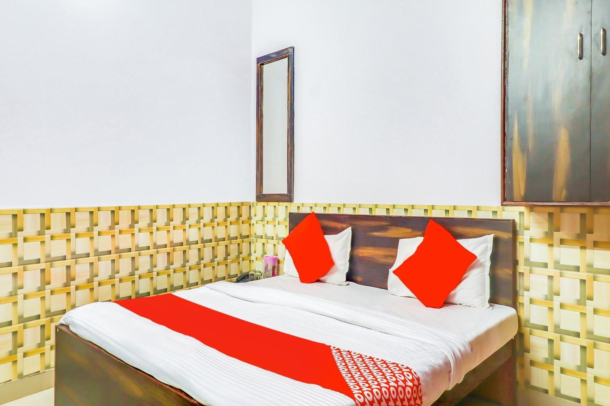 Hotel Super Collection O Dolphin Lucknow Zewnętrze zdjęcie